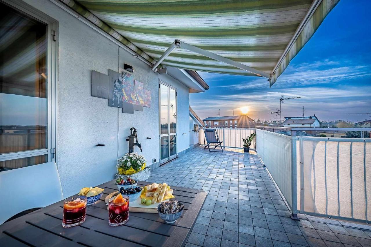 Il Terrazzo Sul Tramonto Διαμέρισμα Bastiglia Εξωτερικό φωτογραφία